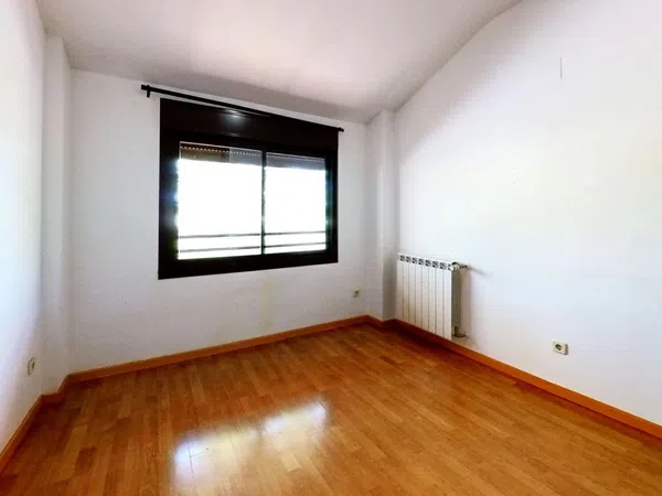 Chalet adosado en Mejorada del Campo - Foto 12