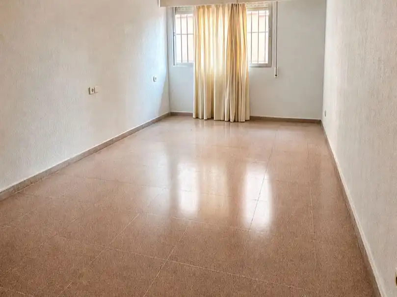 Piso en  Carrer Bono Guarner 8 - Foto 12