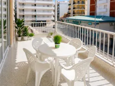 Apartamento en al lado de la farmacia - Foto 1