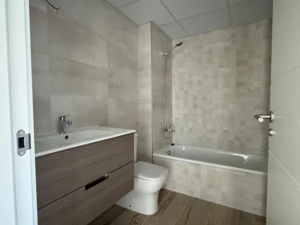 Piso en calle 02c Nva Andaluc, 6 b - Foto 4