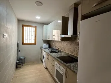 Piso en  Avenida Cándido Lobera 23 - Foto 6