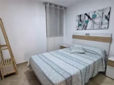 Piso en  Carrer de Rafael Alberti 1 - Foto 4