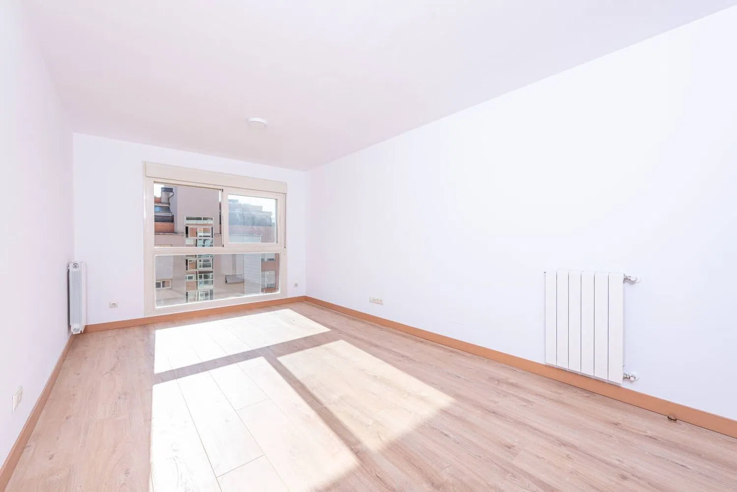 Piso en paseo de la Alameda de Osuna - Foto 3