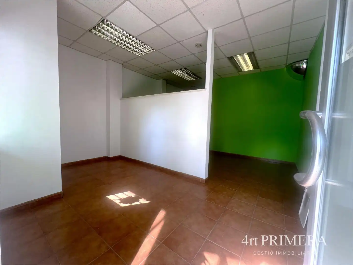 Local comercial en  N-152z 83 - Foto 3