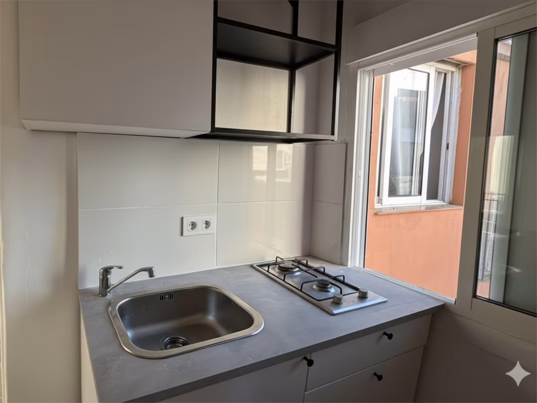 Piso en  Carrer de Tramoyeres 38 - Foto 3