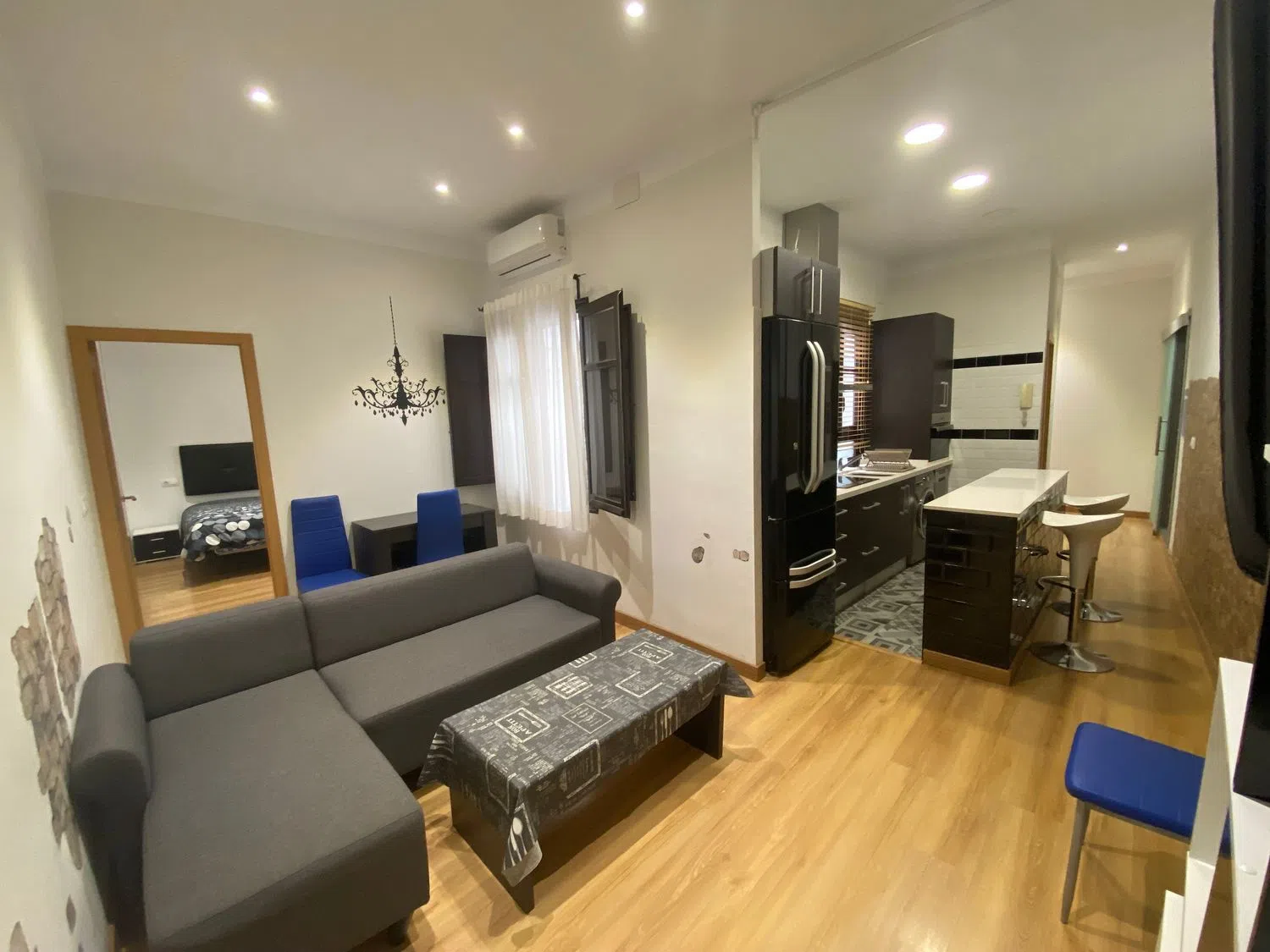 Piso en calle Mayor de Santa Marina, 4 - Foto 1