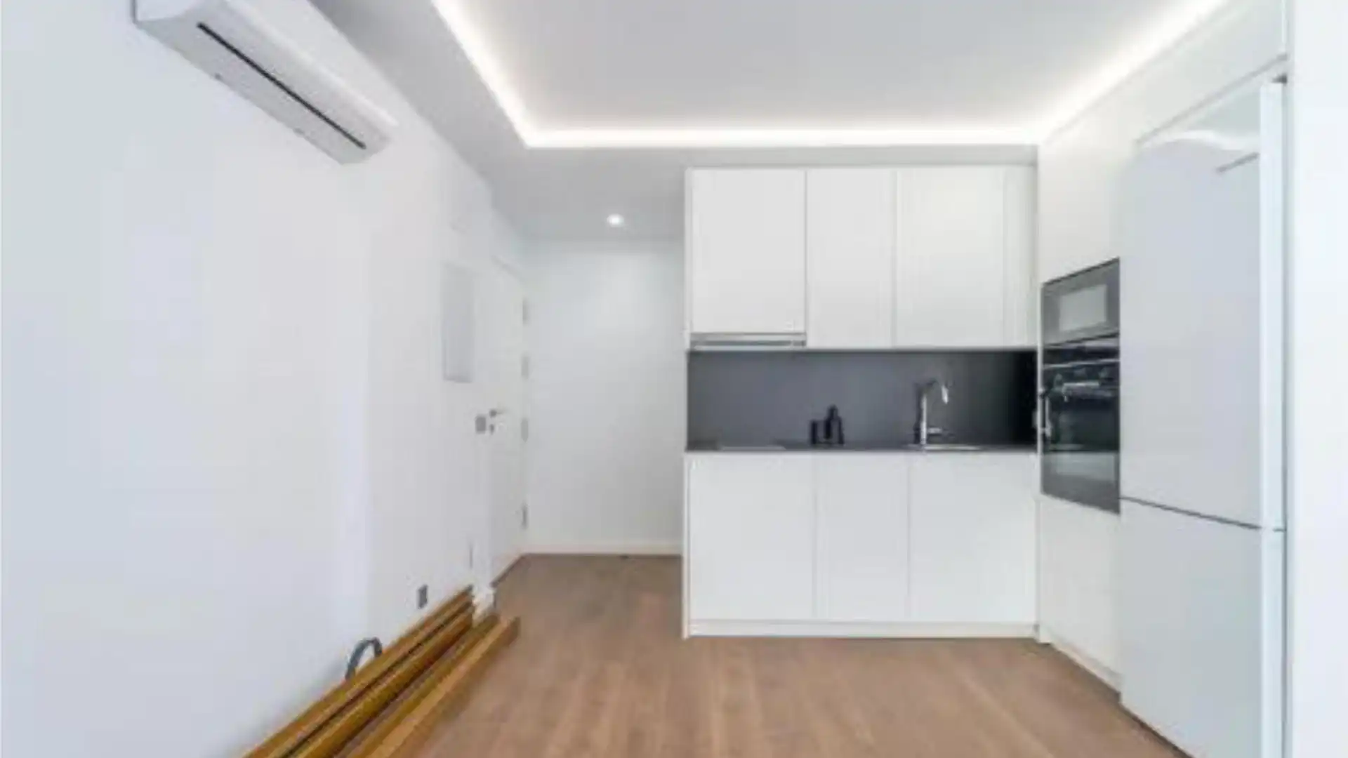 Piso en  Calle Pintor Guerrero del Castillo 2 - Foto 19