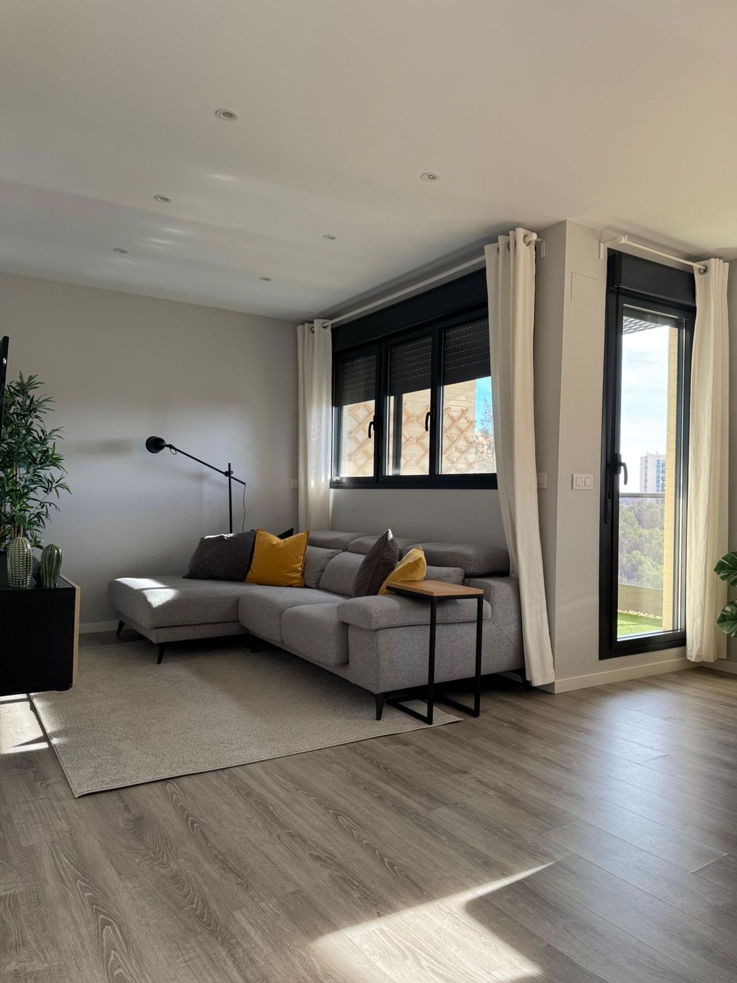 Piso en calle Doctora Damiana Zaragoza 1, 6