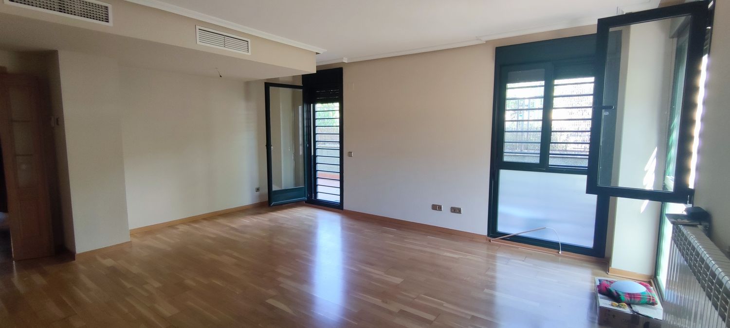 Dúplex en Calle José Donate, 1, Jardín de los Reyes - Parque Real, Jardín de los Reyes - Parque Real - Foto 2