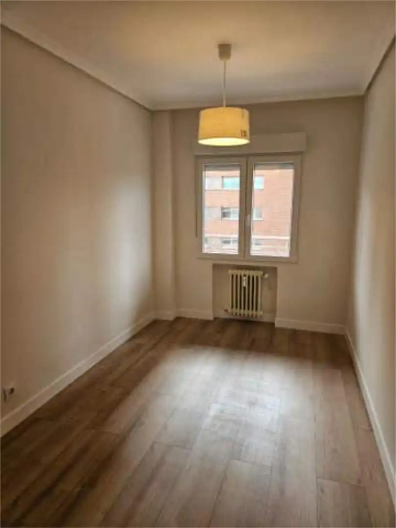 Piso en Avenida de Castilla - Foto 6