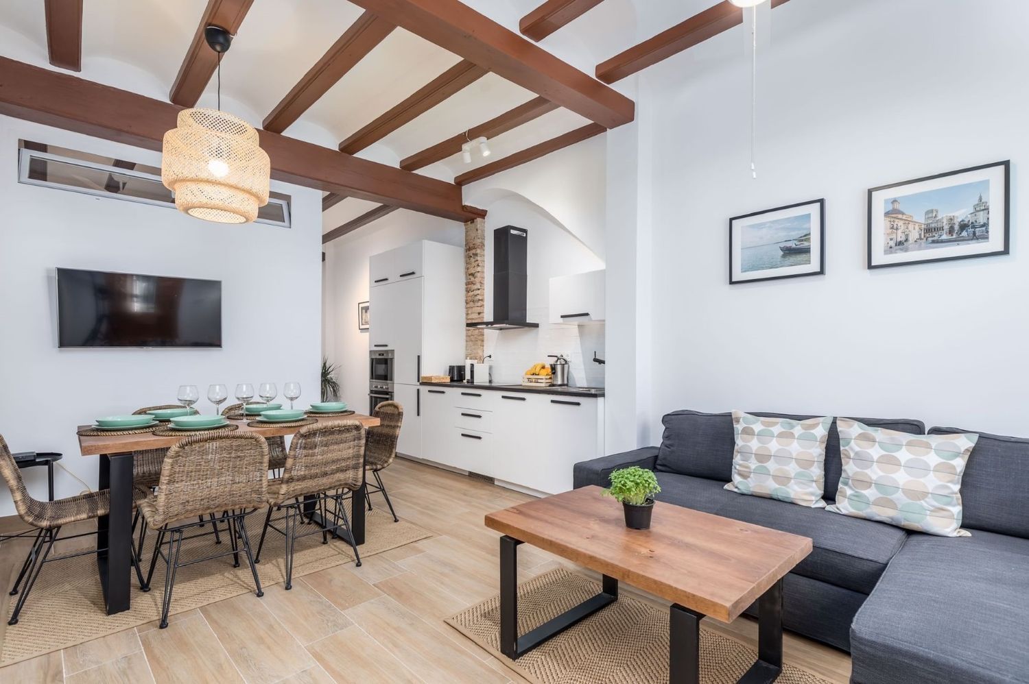 Piso en calle del Rosari, 112