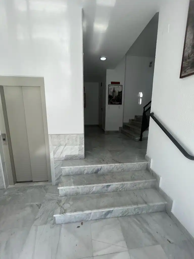 Apartamento en  Calle Amador de los Ríos 4 - Foto 2