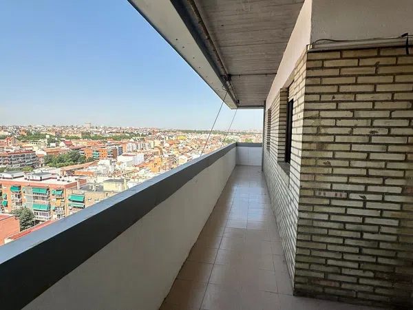 Piso en Calle de Antonio López, 65, Moscardó - Foto 2