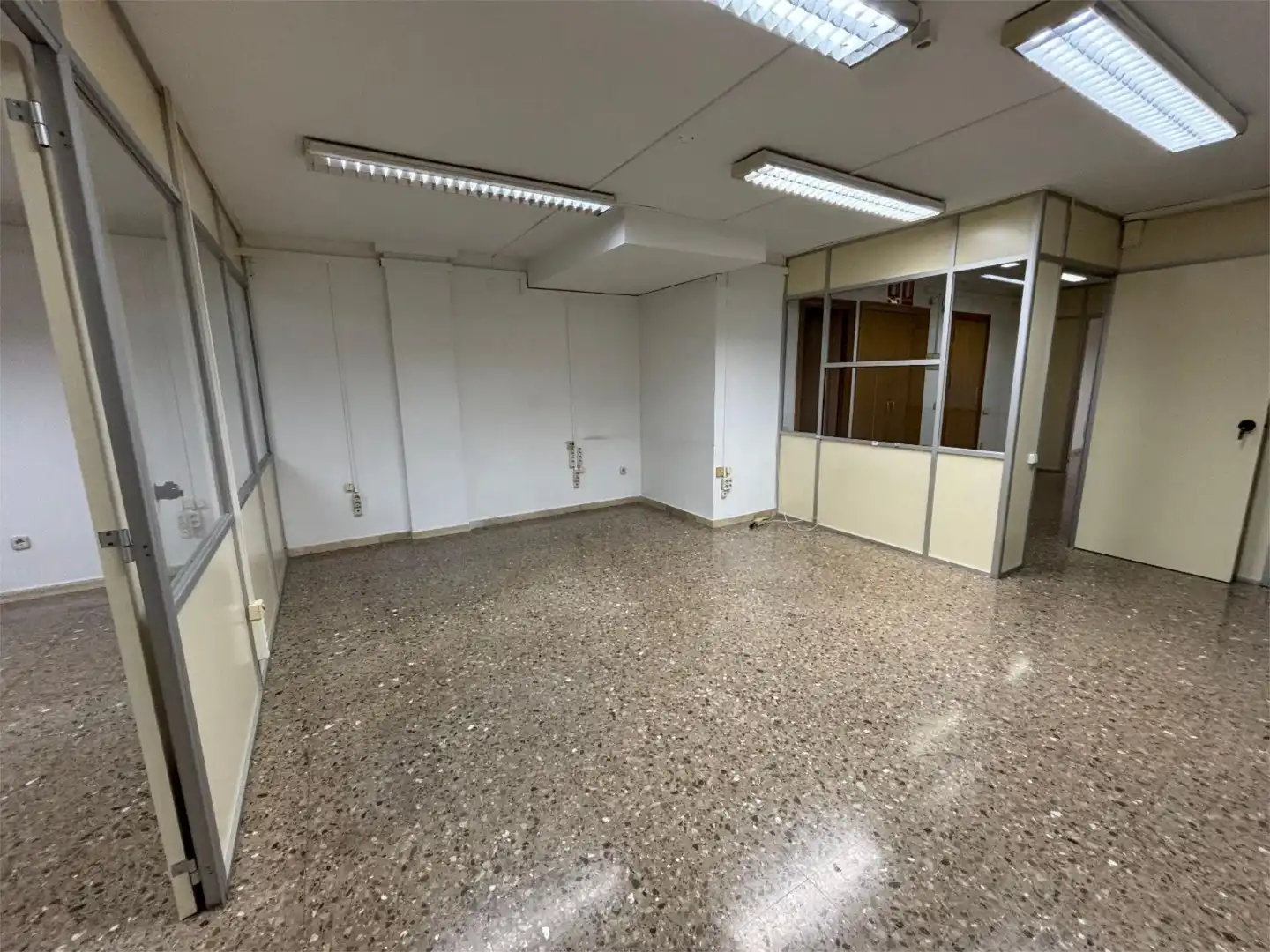 Local comercial en  Carrer del Doctor Cistaré 39 - Foto 9