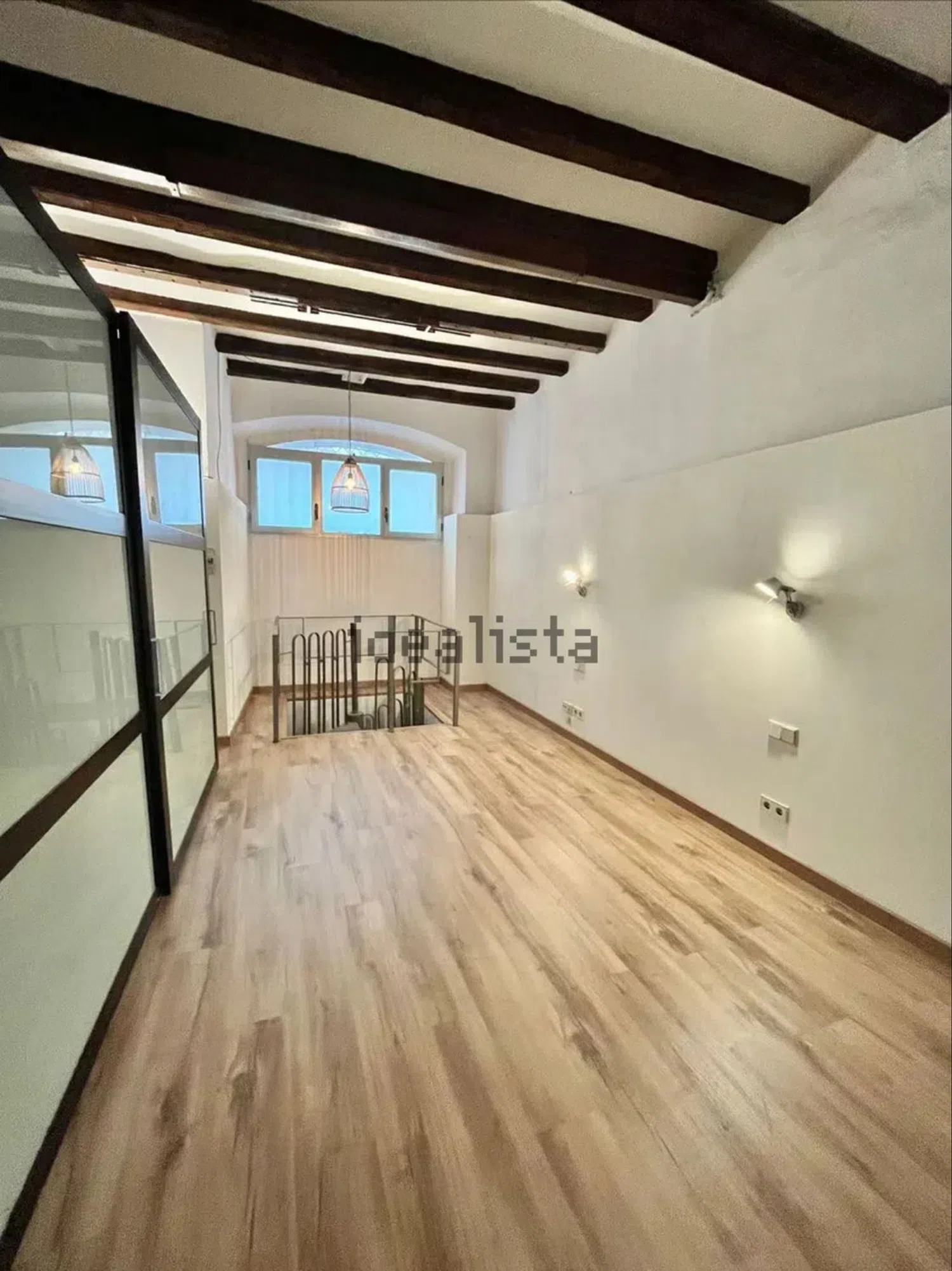 Estudio en calle de Viladomat, 54 - Foto 2