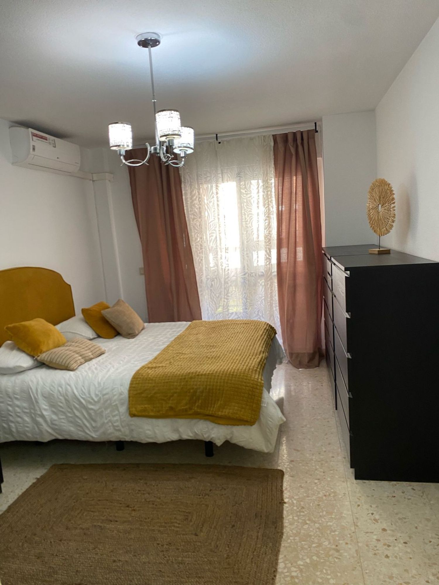 Piso en calle Héroe de Sostoa, 156 - Foto 5