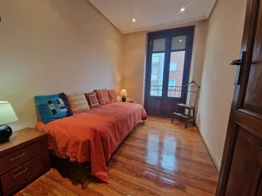 Piso en  Calle Ramiro Valbuena 11 - Foto 4