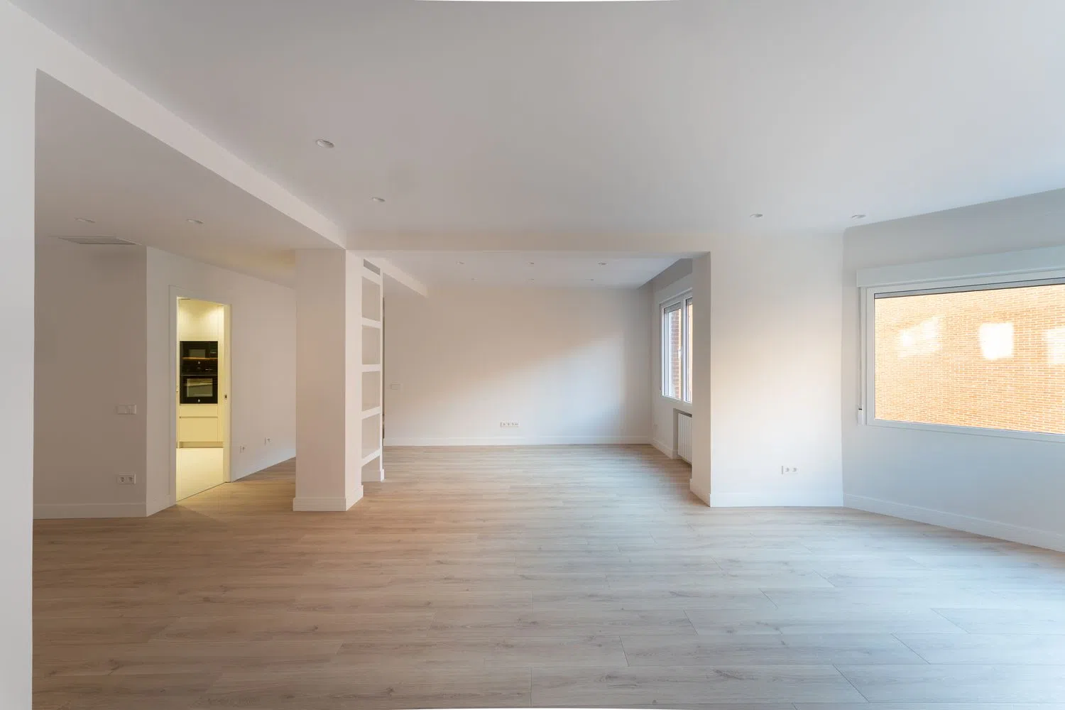 Piso en calle de Edgar Neville, 21