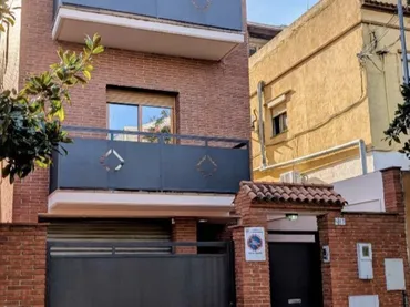 Chalet en  Carrer d'Àngel Prats 17 - Foto 1