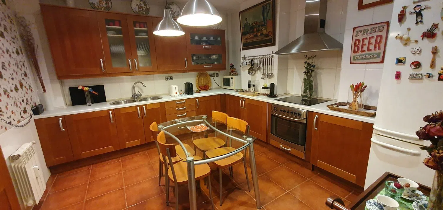 Piso en avenida de la Reina Victoria, 19 - Foto 1