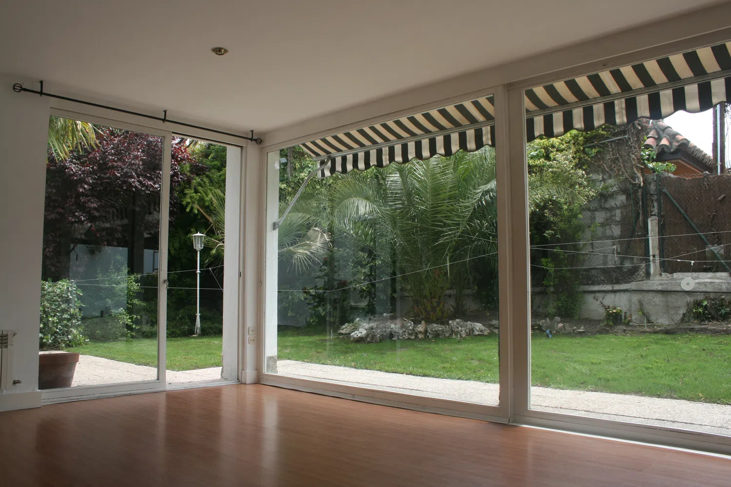 Chalet pareado en calle Valle Laciana, 52 - Foto 4