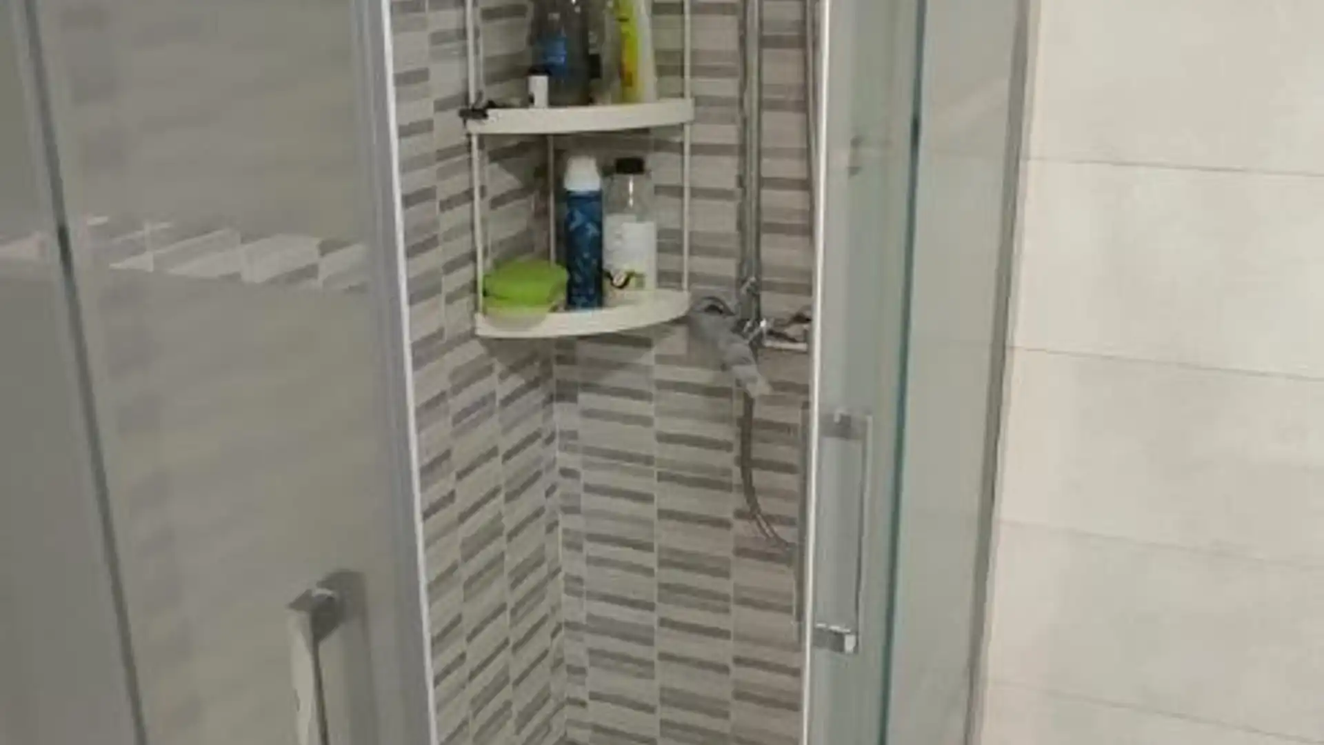 Piso en  Calle Reina Victoria 21 - Foto 22