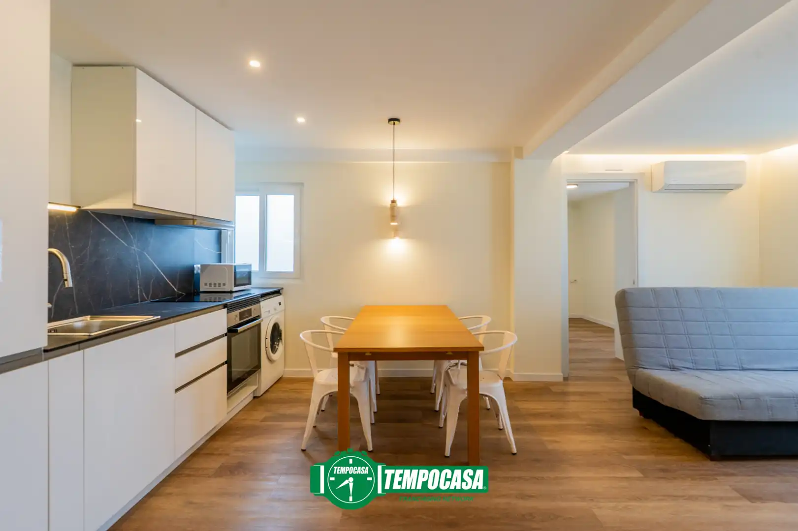 Piso en  Carrer d'Esteve Ballester - Foto 4