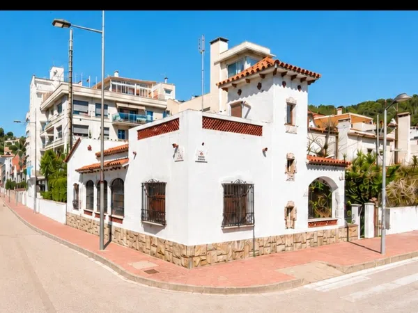 Casa o chalet independiente en Avenida de Roma, 12 - Foto 1