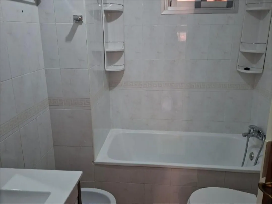 Piso en  Calle Arquitecto Hernández Rubio 3 - Foto 18