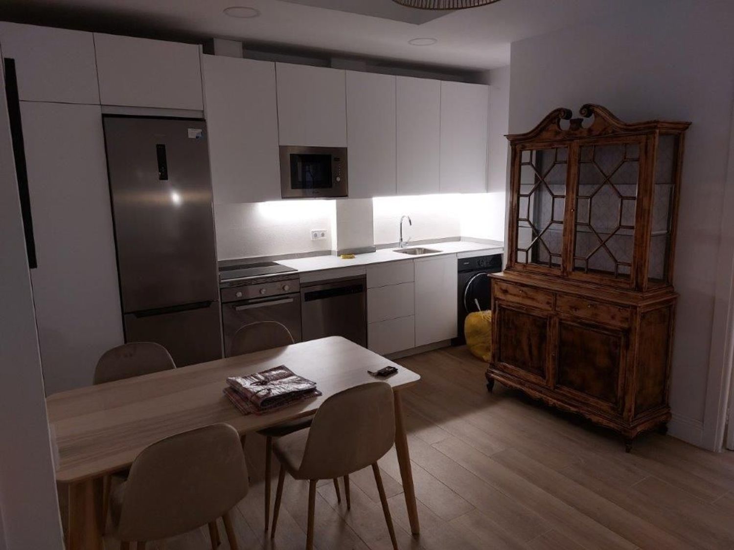 Piso en avenida de la Reina Victoria, 60 - Foto 6