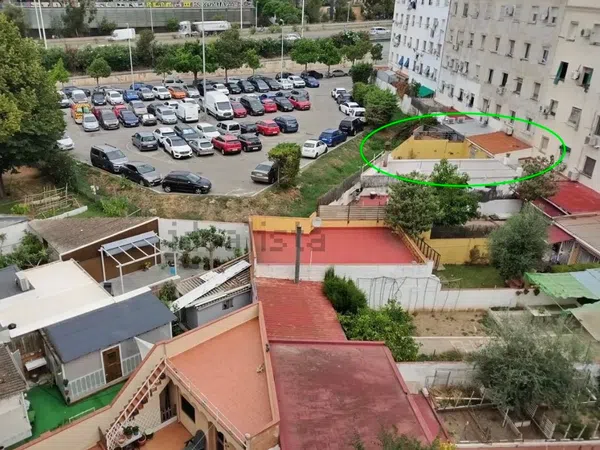 Piso en calle del Canigó, 9 - Foto 1