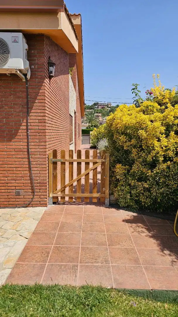 Chalet en  Carrer Cirerer 21 - Foto 18