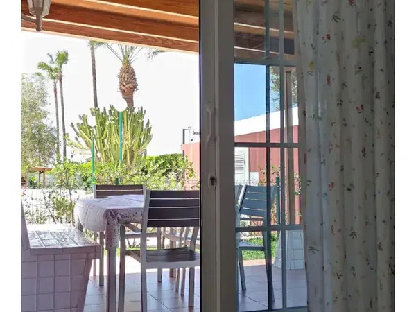 Chalet pareado en Avenida Touroperador Vingresor, 22 - Foto 1