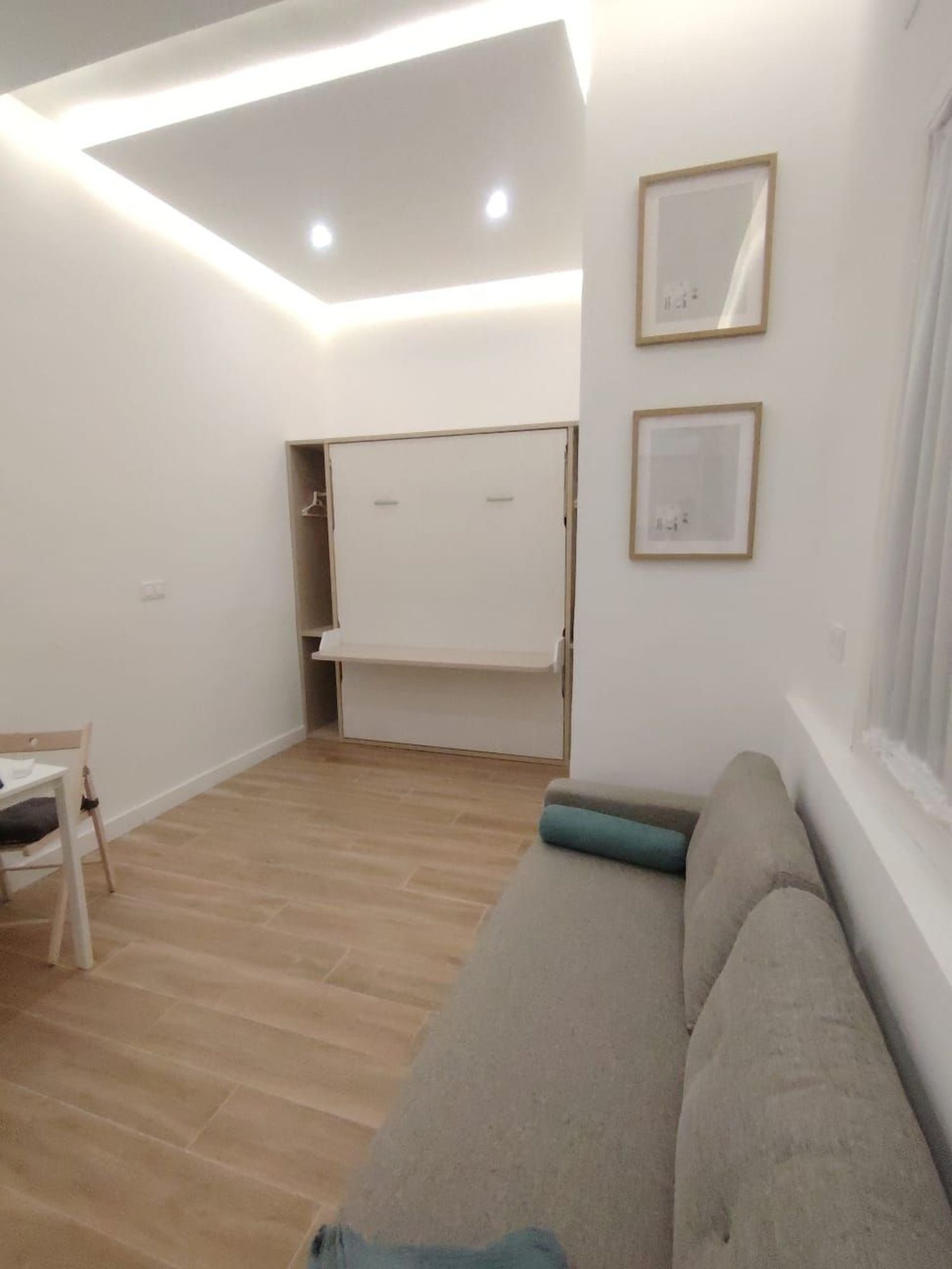 Estudio en calle de Bustamante, 6 - Foto 4