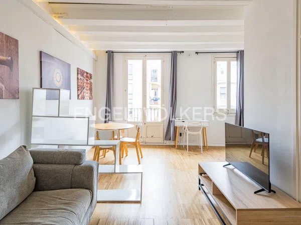 Piso en El Raval - Foto 1
