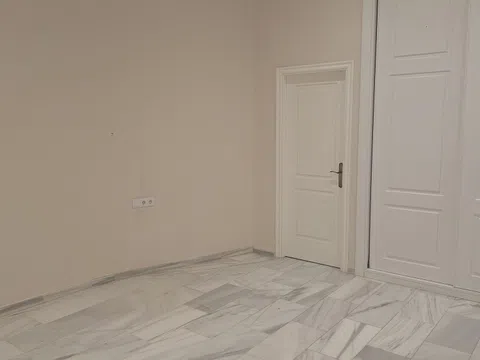 Piso en calle de los Reyes Católicos, 2 - Foto 9