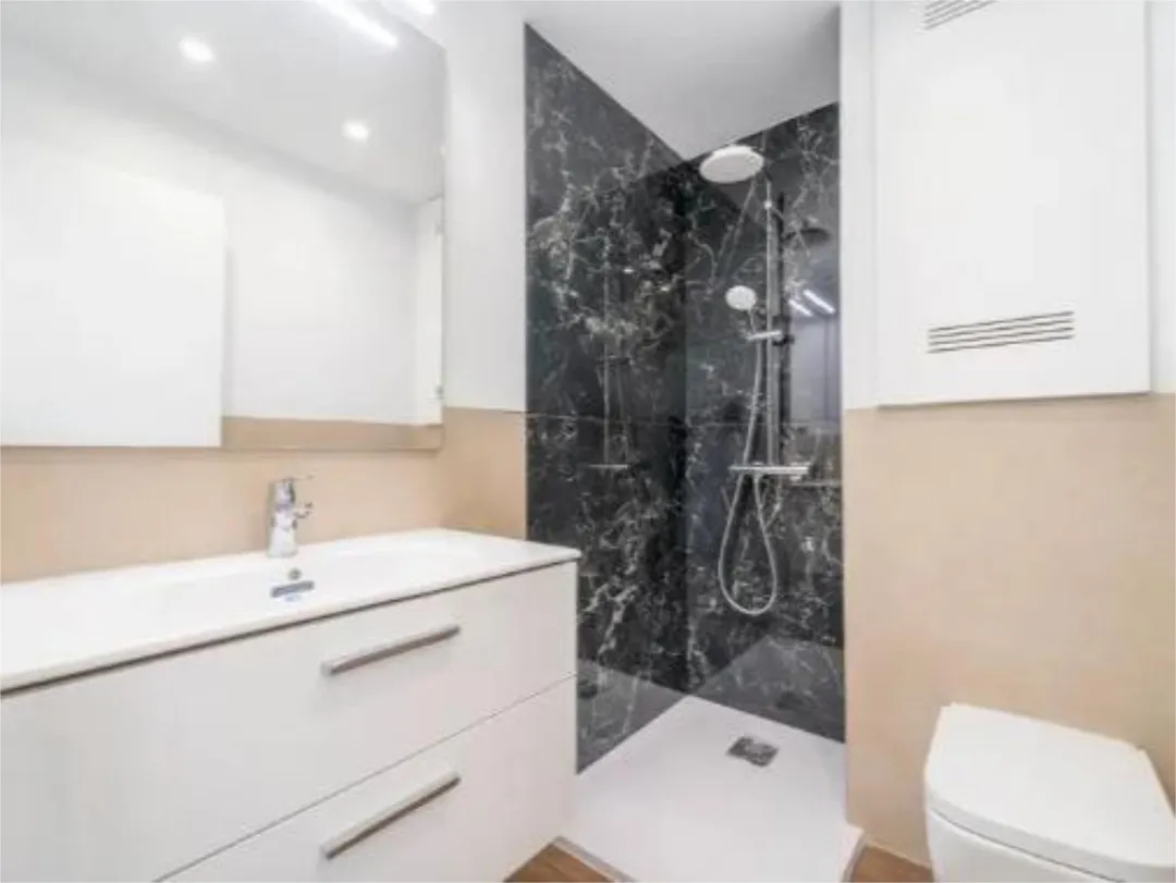 Piso en  Calle Pintor Guerrero del Castillo 2 - Foto 12