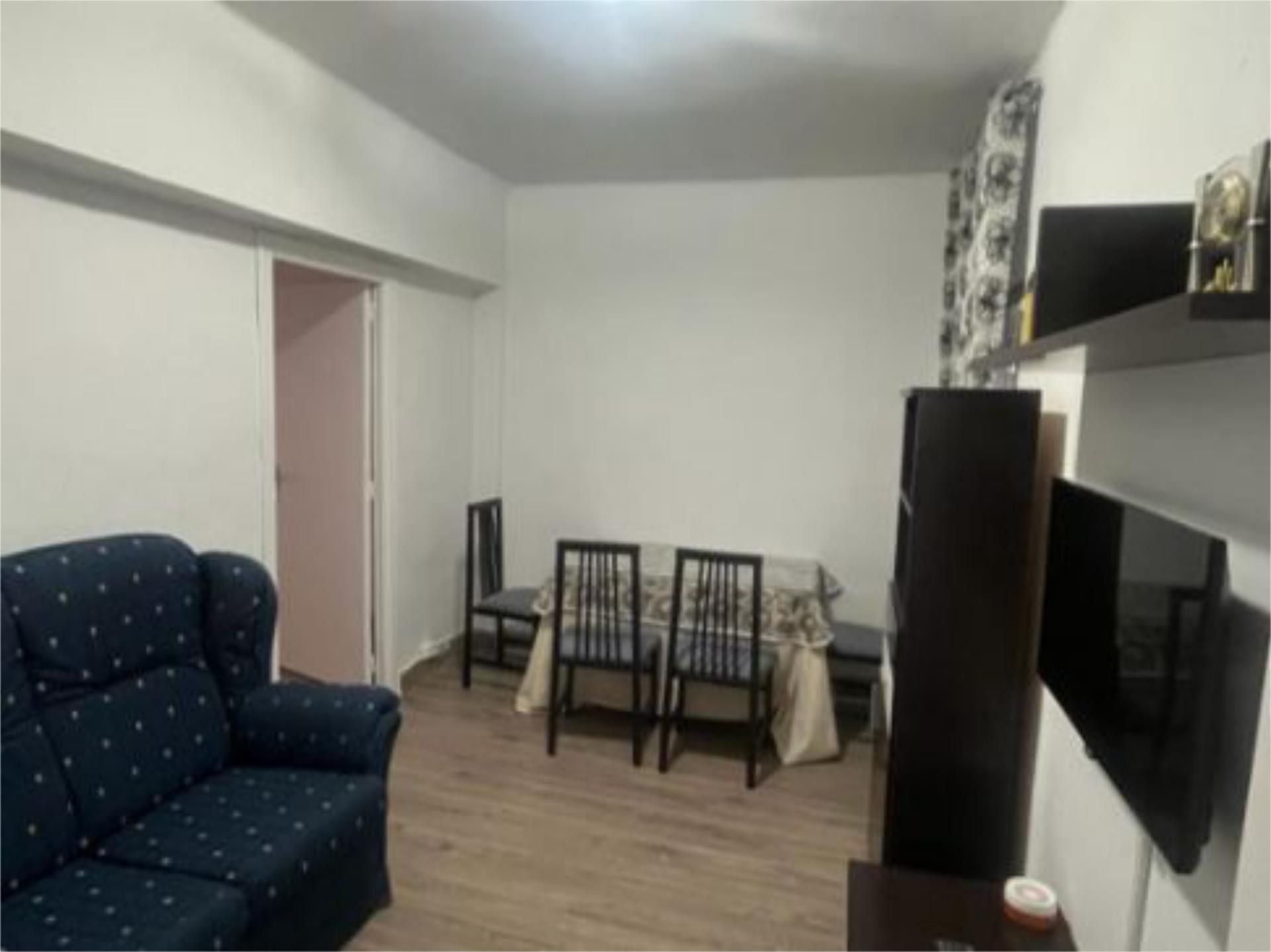 Piso en  Calle Diego María Crehuet 13