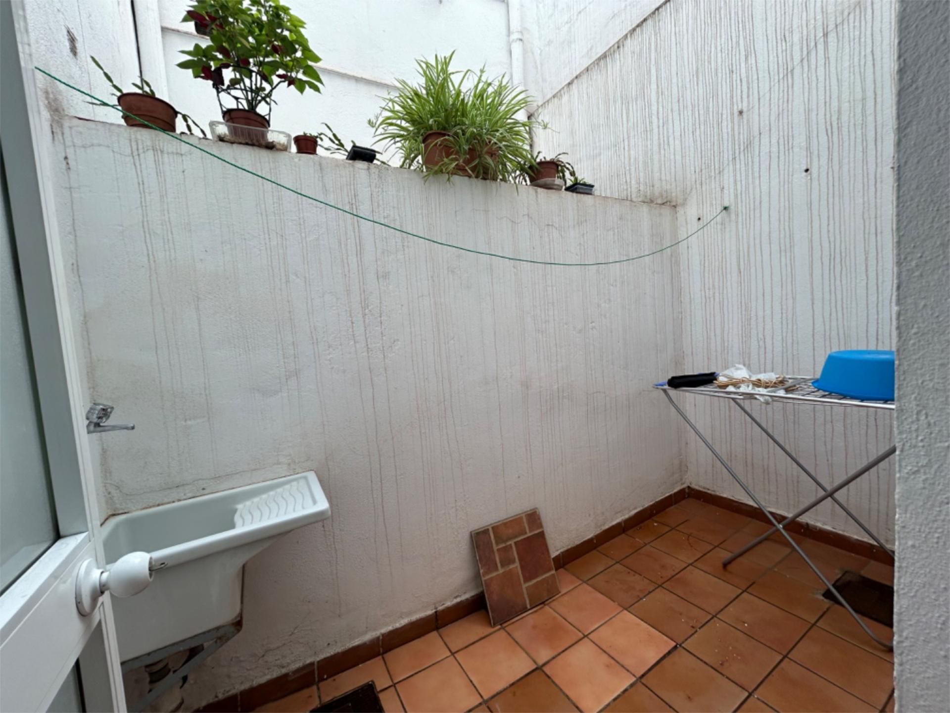 Piso en  Calle Ángel Ganivet 14 - Foto 8