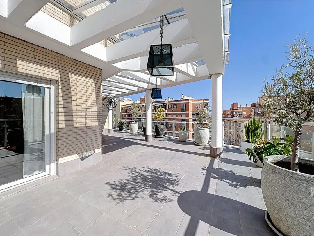 Ático en  Paseo de los Tilos 72 - Foto 2