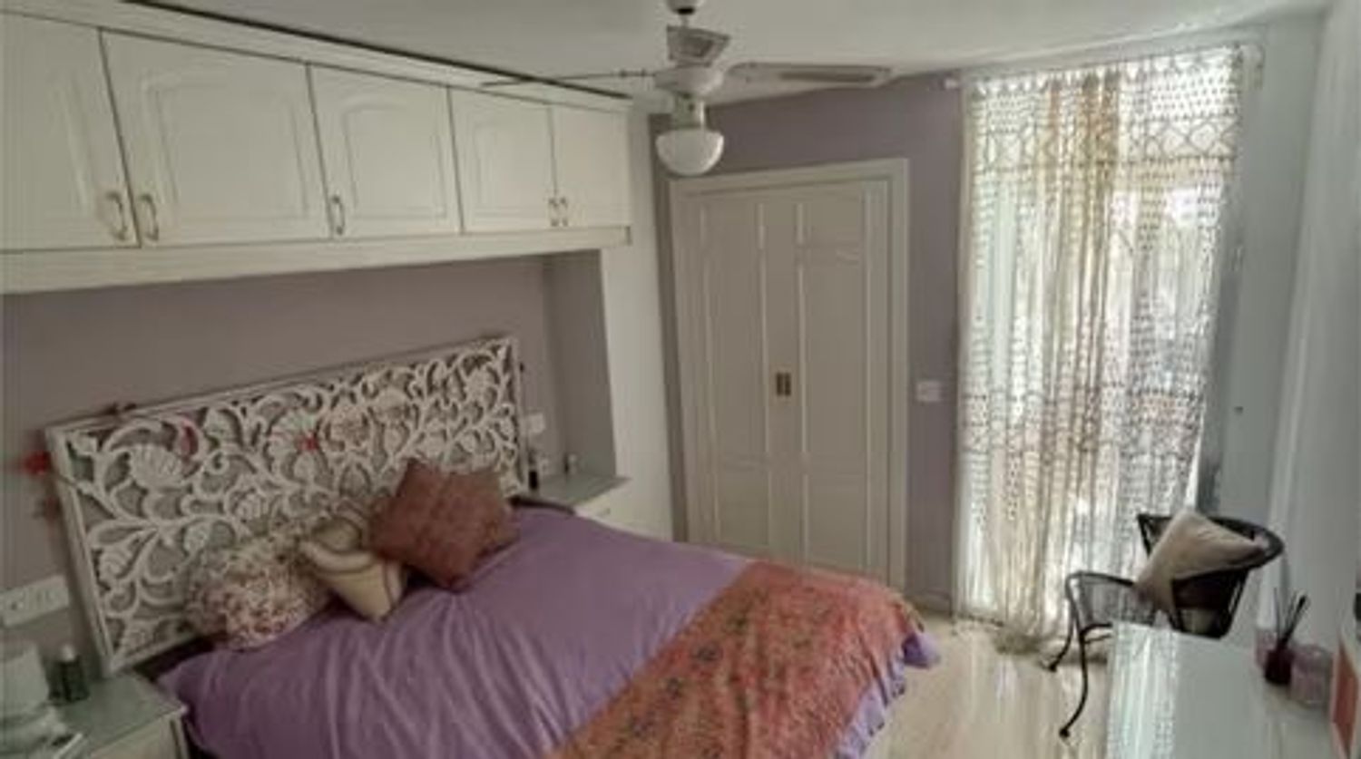 Piso en avenida Marina Baixa, 1 - Foto 2