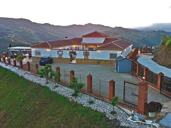 Casa rural en Paraje del Cardal s/n - Foto 1