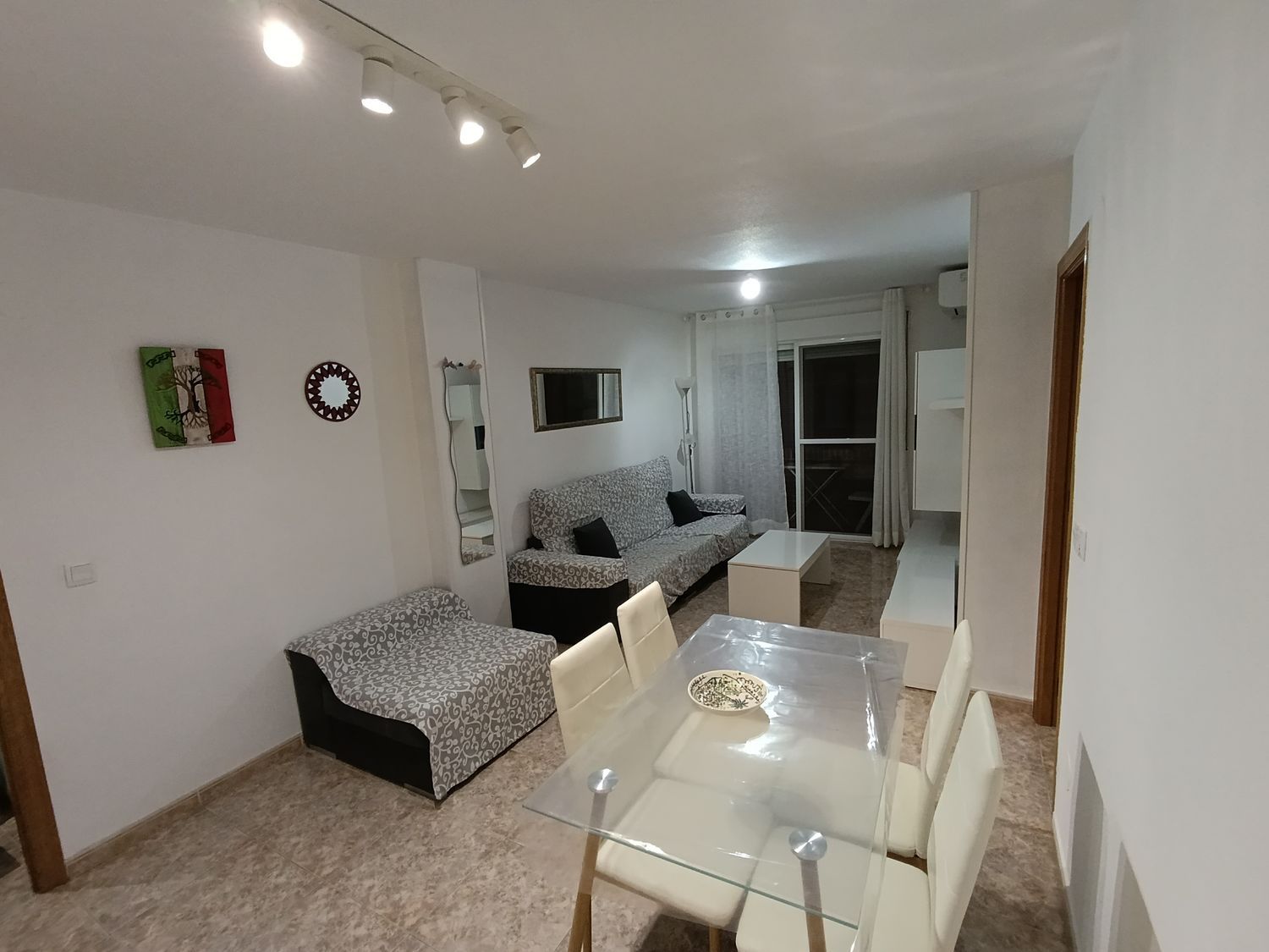 Piso en calle Farmacéutica Juana Álvarez Bañón, 4 - Foto 2