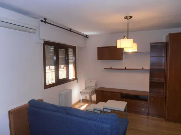 Estudio en calle Espíritu Santo, 32