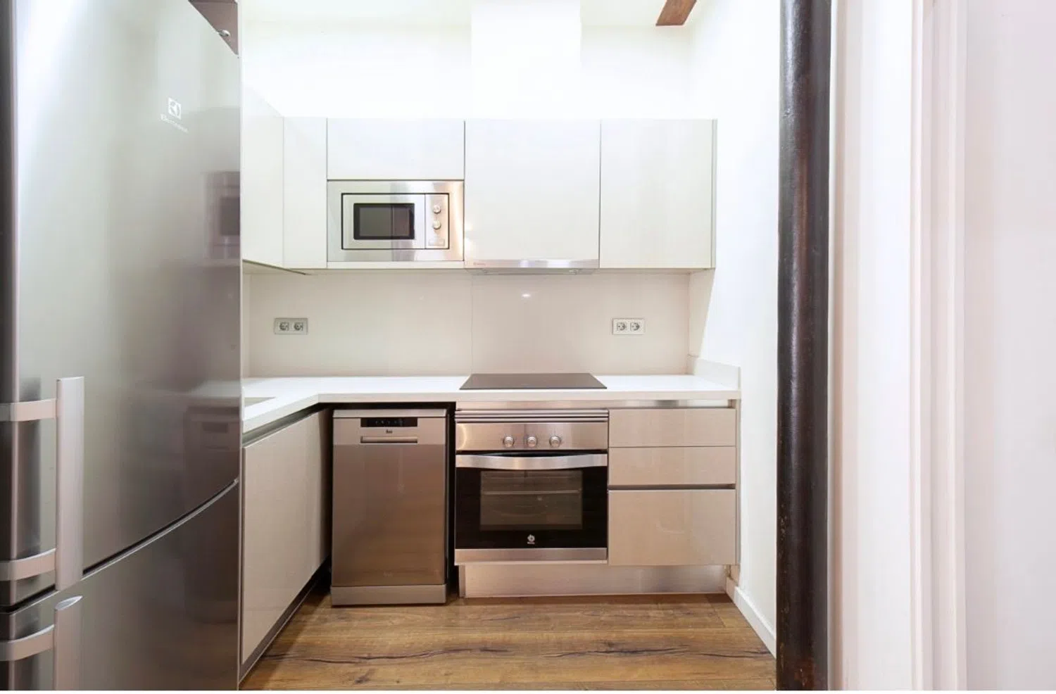 Piso en Barrio El Poblenou - Foto 3