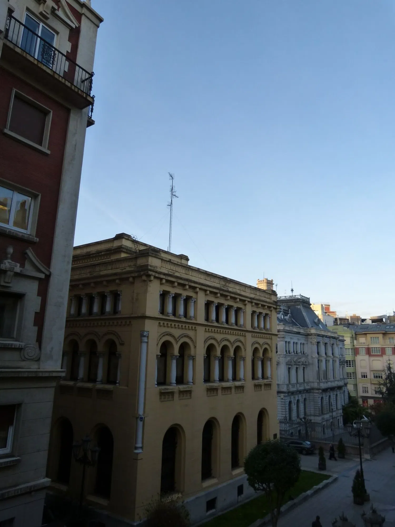 Piso en calle Principado, 9 - Foto 1