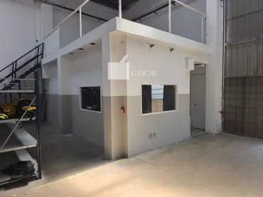 Nave Industrial en L'Hospitalet de Llobregat - Foto 4