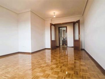 Piso en Nuevo Gijon - Foto 1