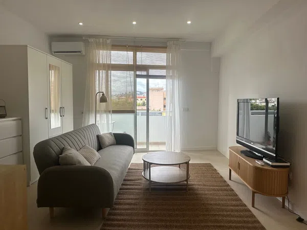 Estudio en calle de Enrique Wolfson, 18