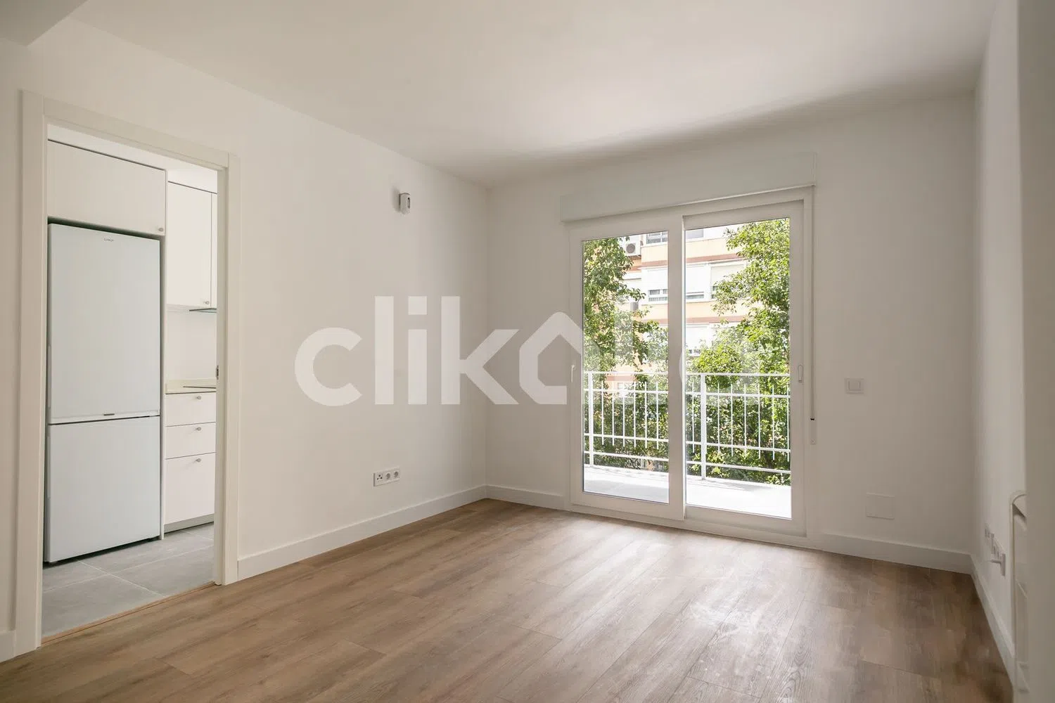 Piso en calle Castellón de la Plana - Foto 1